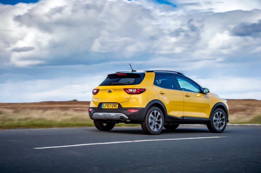  Kia Stonic First Edition 2017 года  (UK) (фото 7 из 48)